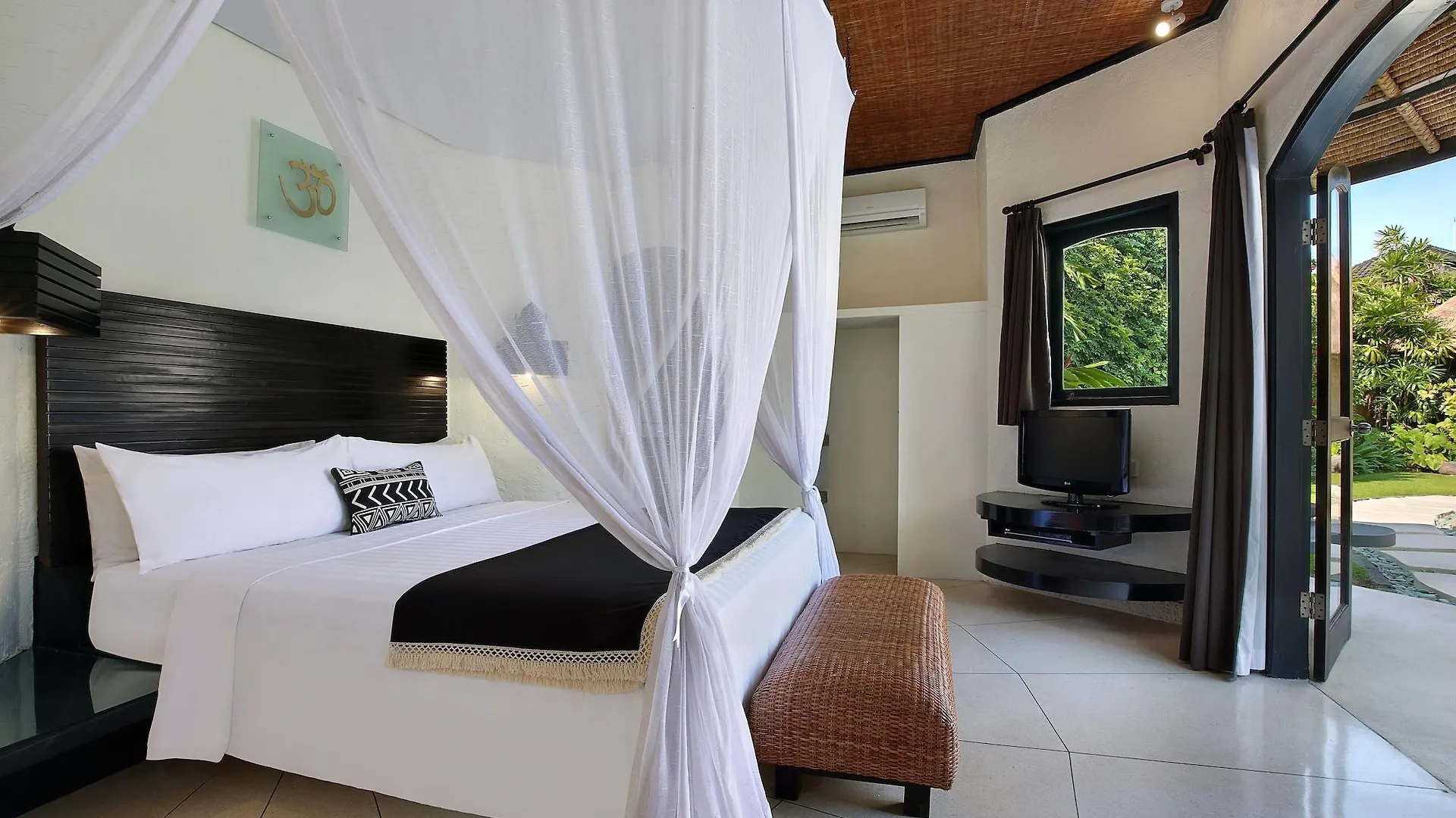 Impiana Private Villas Seminyak - CHSE Certified